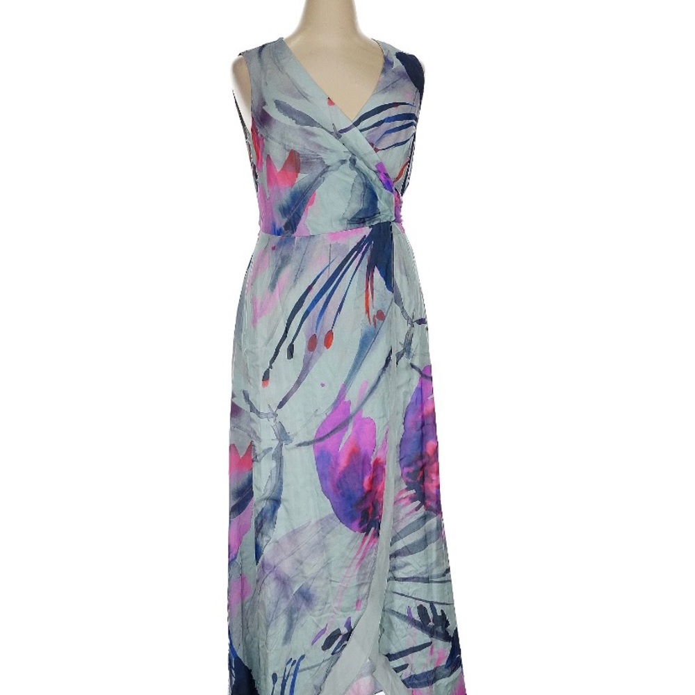Carlisle Purple and Blue Sleeveless V-Neck Maxi Dress